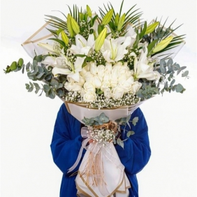  Kemer Çiçek Gönder Şık Kazablanca Beyaz Gül Buketi